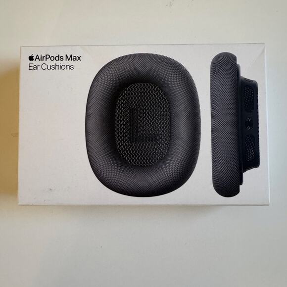 Apple Air Pods Max Smart Case in Box Extra Ear Cushions Travel Hard Case Black - Picture 8 of 10